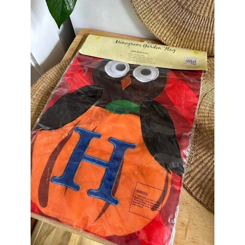 Monogram Garden Flag H embroidered Owl NEW